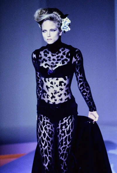 Look 12